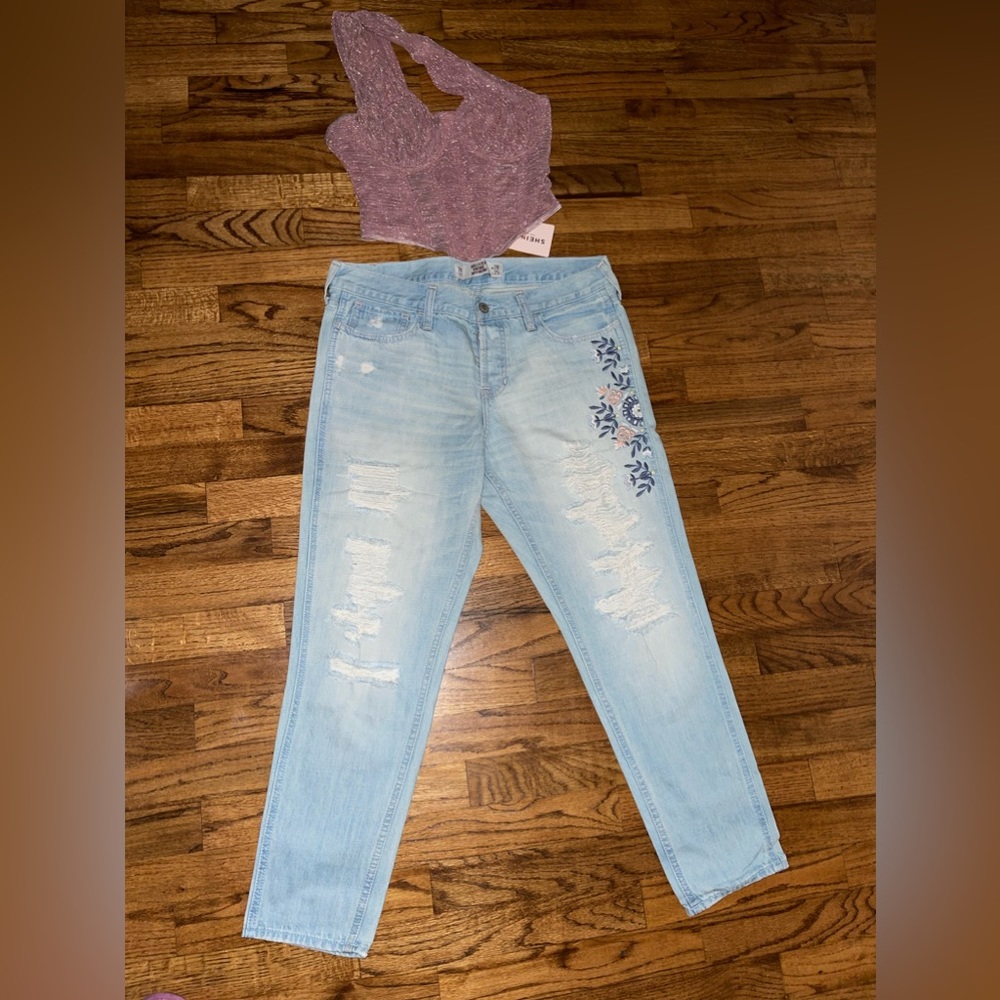 Hollister Vintage Boyfriend Jeans size 7R
